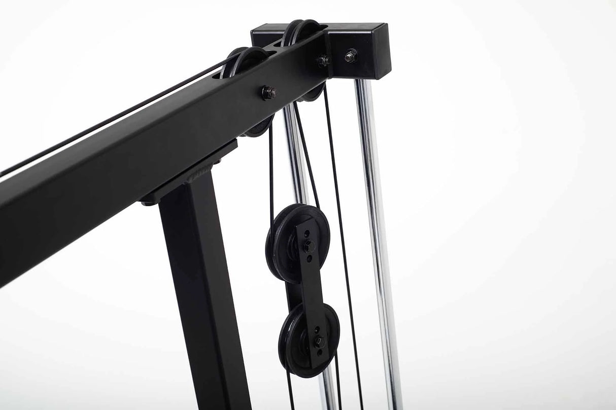York Barbell C19LR Cable Lat Pulldown and Low Row Pulley system close up