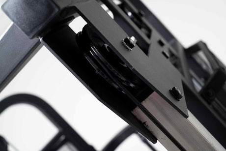 York Barbell C32FT Functional Trainer inc. 2 x 90kg  close up of mechanism 